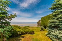 *SOLD* QUALICUM BEACH WALK ON WATERFRONT HOME FOR SALE Dream Property with Sandy Beach: